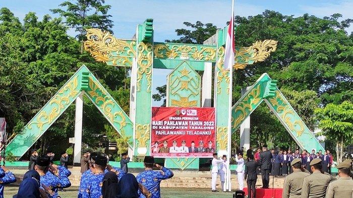 Upacara Hari Pahlawan di Taman Giat Kota Tanjung Tabalong kalsel Kamis 10112022.
