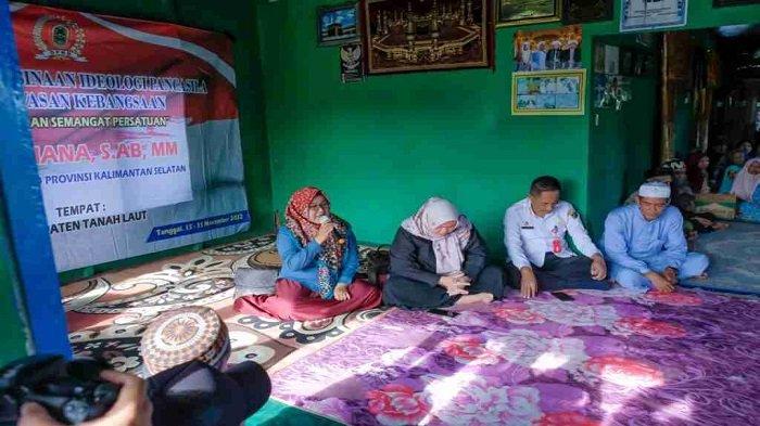 Wakil Ketua DPRD Kalsel, Hj Mariana menggelar sosialisasi pembinaan wasbang