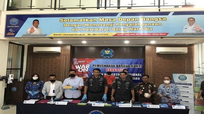 BNNP Kepri musnahkan narkoba jenis sabu-sabu dan ganja