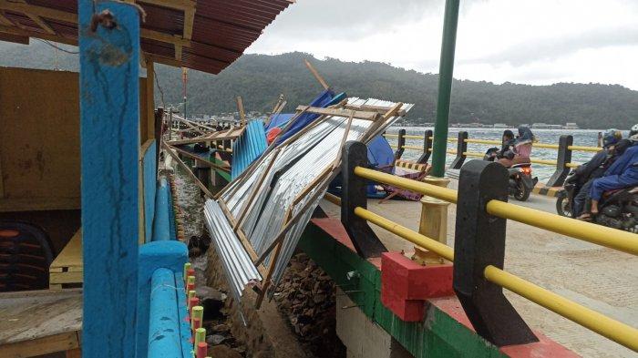 Lapak pedagang Selayang Pandang I Tarempa Anambas