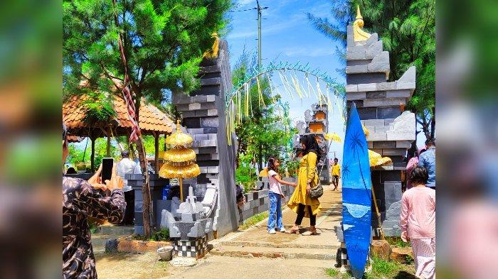 Pantai Tirta Ayu Mirip Bali 2