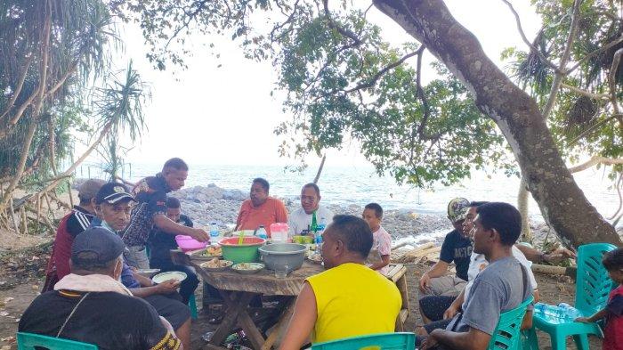 Pantai Suka Pati di Desa Paupaga di Inerie