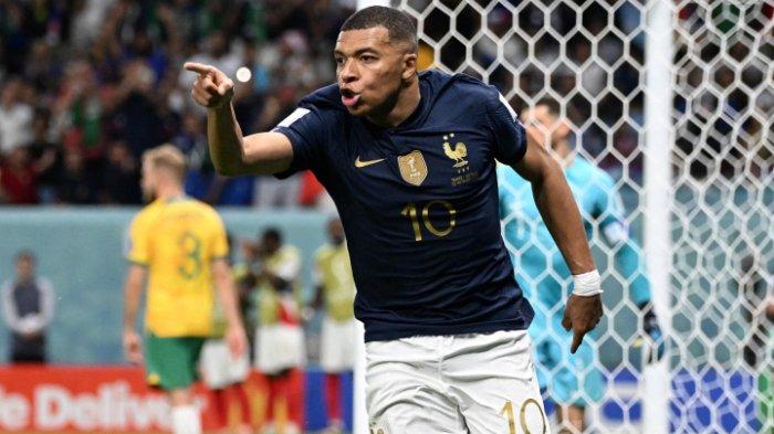 Kylian Mbappe selebrasi setelah mencetak gol