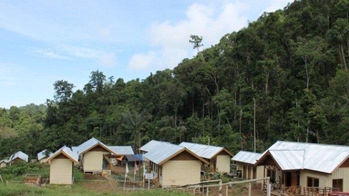 Potret kamp PT Gorontalo Minerals di pegunungan Bone Bolango.