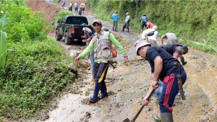 3 Wakil Gubernur Jawa Barat Uu Ruzhanul Ulum meninjau sekaligus