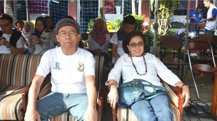 3.Ketua Yayasan Insan Cinta Bakti (ICB) Ny. Bonur P, SH,.MH., dan Dewan Pembina