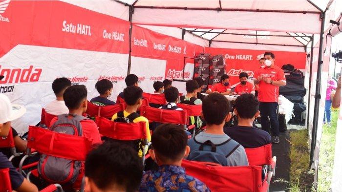 Program pembinaan pebalap muda, Astra Honda Racing School (AHRS)