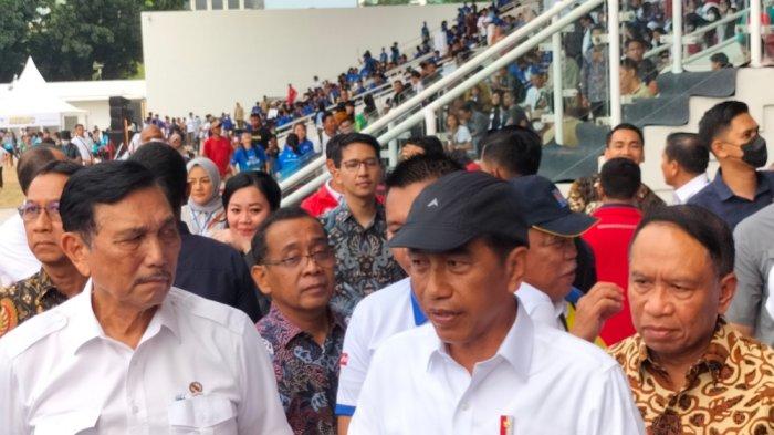 Presiden Joko Widodo menyaksikan final Student Athletics Championships (SAC) Indonesia 2023.