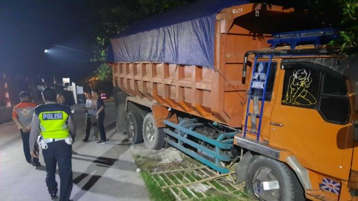 Seorang sopir truk bermuatan besar di Kabupaten Tangerang tiba-tiba tewas.