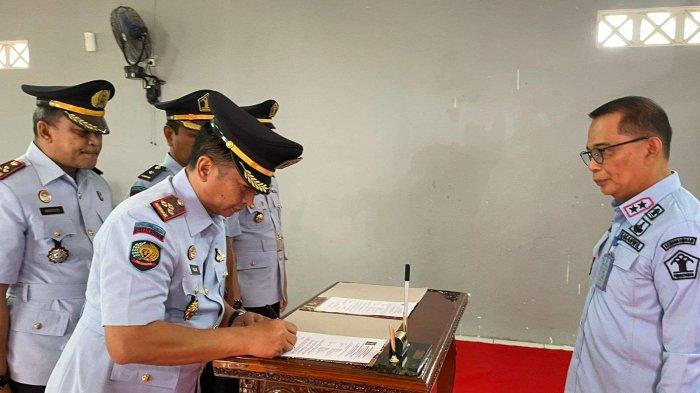 Kakanwil DR. A. Yuspahruddin Saksikan Sertijab Dua Kepala UPT di Eks Karesidenan Pekalongan K