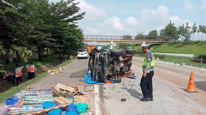 Kendaraan pembawa bantuan gempa Cianjur asal Indramayu kecelakaan maut