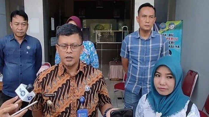 Kepala BNN Lubuklinggau AKBP Himawan Bagus Riyadi didampingi Meli Dedi,