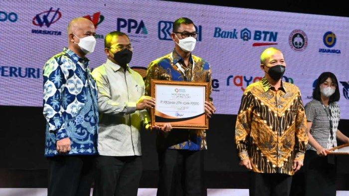 PLN menjadi salah satu BUMN yang mendapatkan predikat paling terdepan B