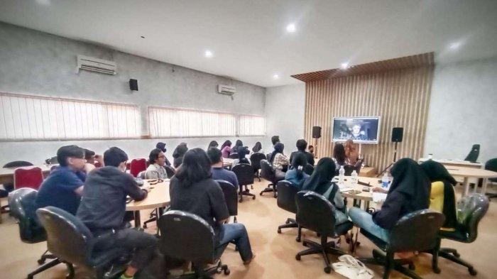 Praktisi Mengajar, Hadirkan Inspirasi Kehumasan bagi Mahasiswa Komunikasi UNSOED B