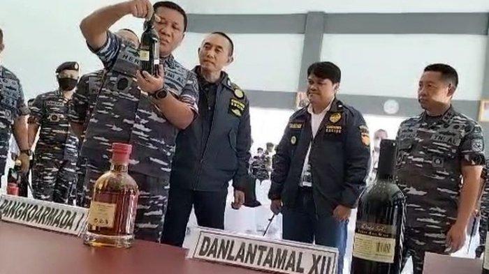 penyelundupan belasan ribu botol minuman keras
