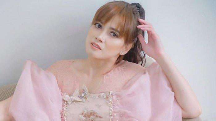 Chika Jessica mengumbar sederet foto mesra bersama Dwi Andhika.