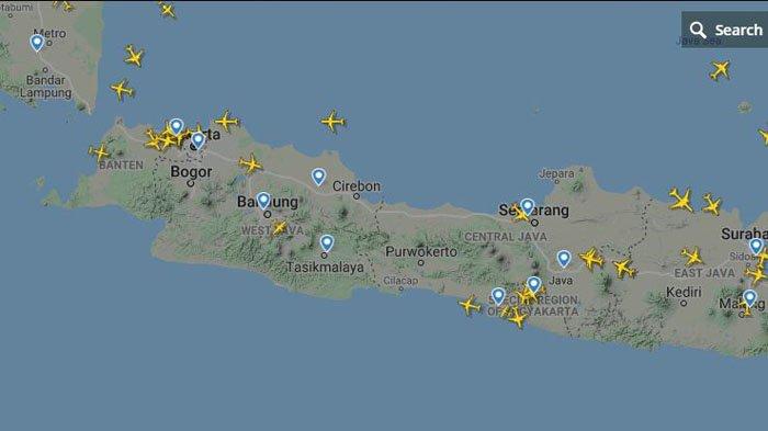 tangkapan layar dari laman flightradar24.com pada Jumat 24 April 2020 pukul 10.49 WIB