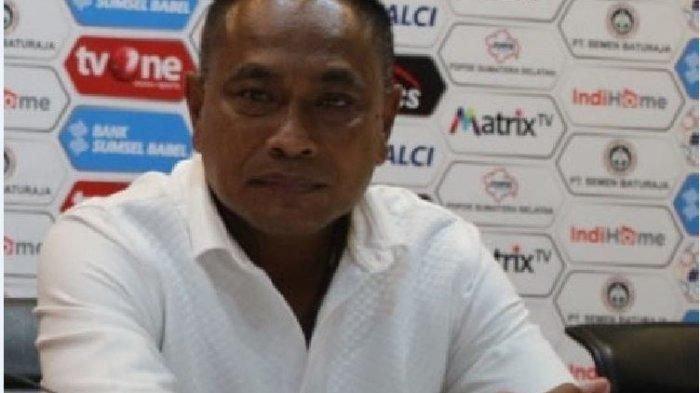 Pelatih Sriwijaya FC, Kas Hartadi.