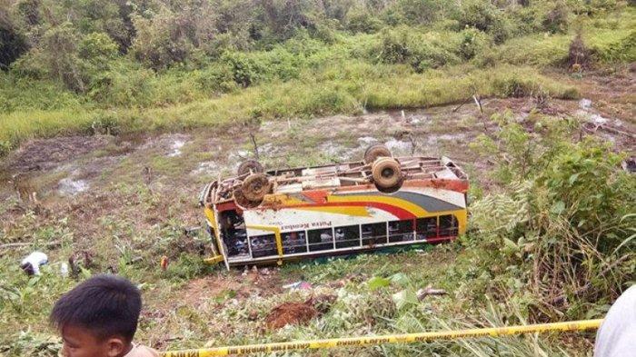bus terjun 1