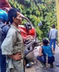Dua Truk Tabrakan Banteng di Trans Kalimantan Poros Tengah, Diduga Akibat Ini