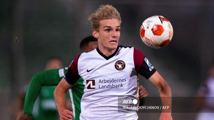 Winger Midtjylland, Gustav Isaksen. Pemain a