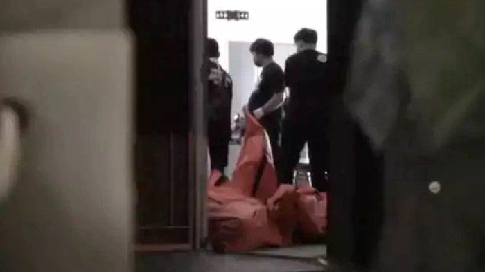 evakuasi jenazah empat anggota keluarga_02
