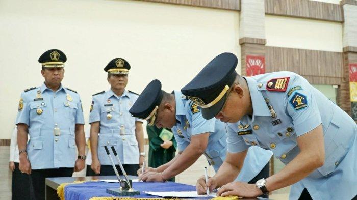 Kedua Pejabat yang dilantik
