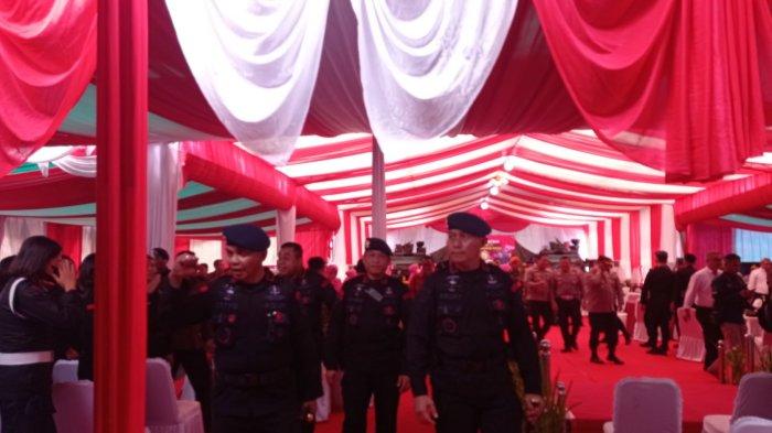 Caption: Brimob Polda Sulawesi Utara melaksanakan syukuran HUT