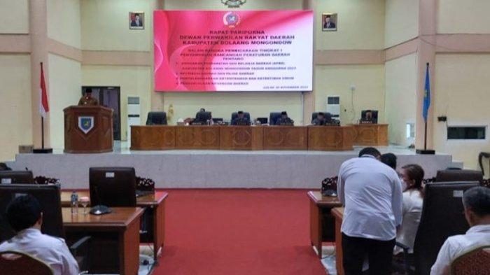 DPRD Bolaang Mongondow (Bolmong) menggelar rapat paripurna Ranperda APBD menjadi