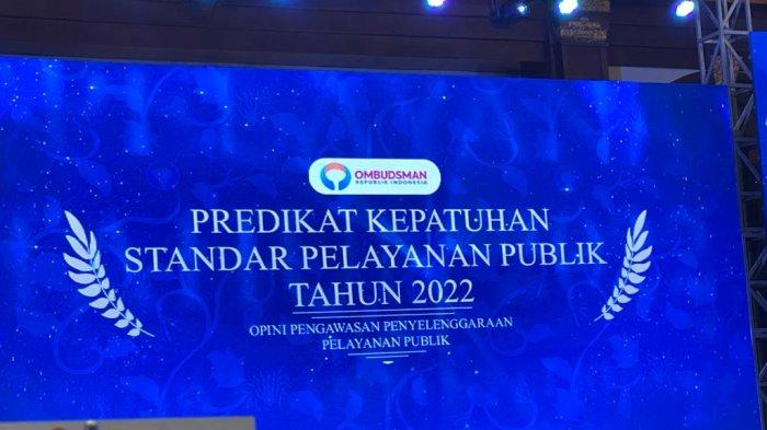 Gubernur Sulawesi Utara Olly Dondokambey dan Wakil Gubernur Steven Kandouwfhghgfh