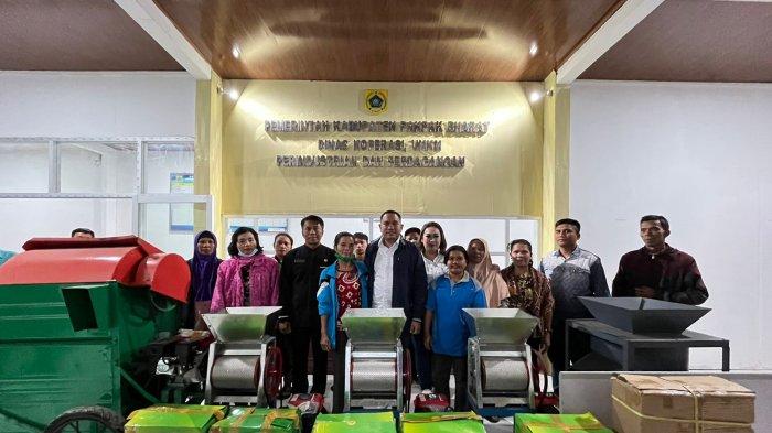 Bantuan Peralatan UMKM dan Koperasi di Pakpak