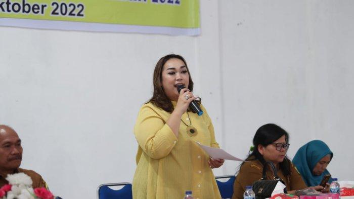 Bunda PAUD Ny Juniatry Tumanggor