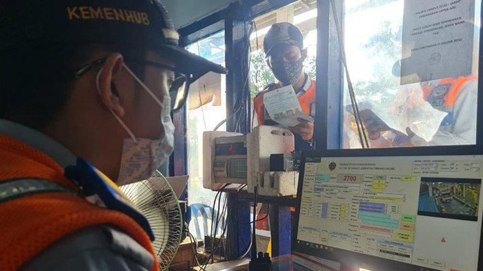 Ganjar Ungkap Peran Penting Masyarakat Hentikan Pungli di Jembatan Timbang 2