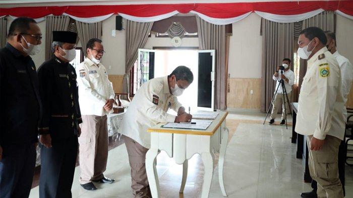 lepas purna tugas asisten pemerintahan