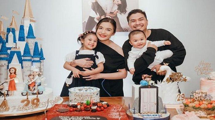 Chelsea Olivia dan keluarga