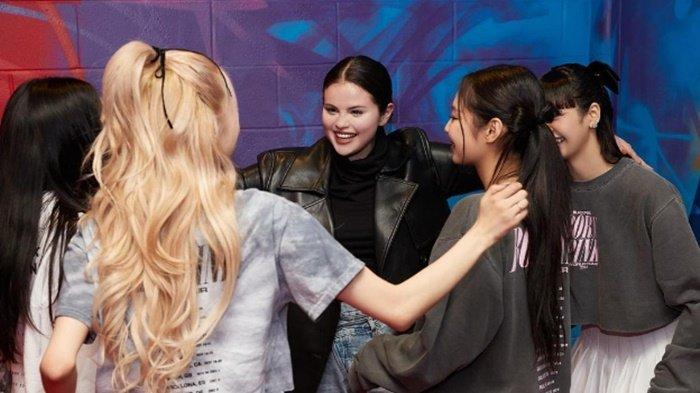 Foto Selena Gomez dan BLACKPINK