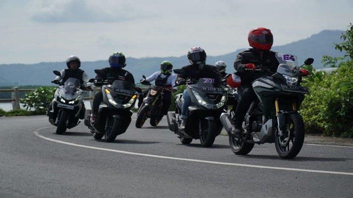 Juara Asia Andi Gilang Ramaikan CBR Track Day Mandalika bersama Komunitas Honda 2