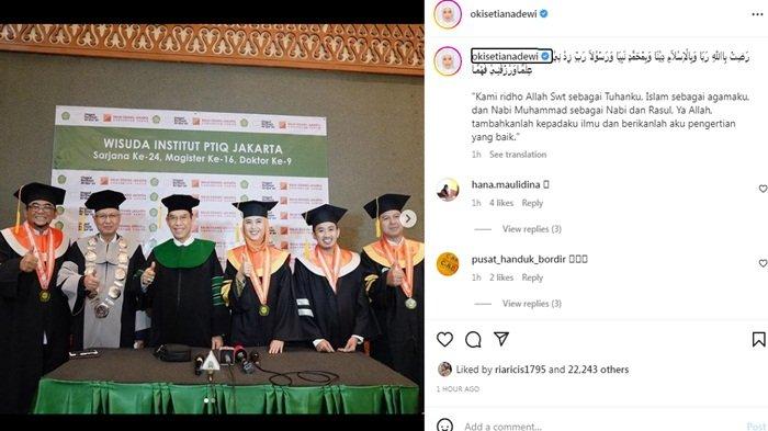 Momen tiga pendakwah kondang Tanah Air wisuda foto