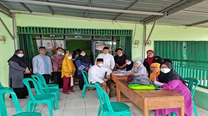 Suasana kegiatan vaksinasi covid di Masjid Karya Baru PKM Punti Kayu Kota Palembang