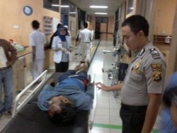 Lihat Isteri ke Kebun, Herman Terpental Disenggol KA Lalu tak Bergerak