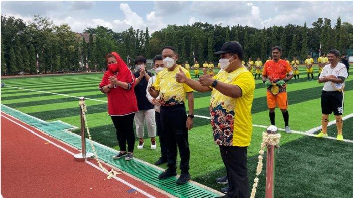 1 262 Menpora Zainudin Amali 1