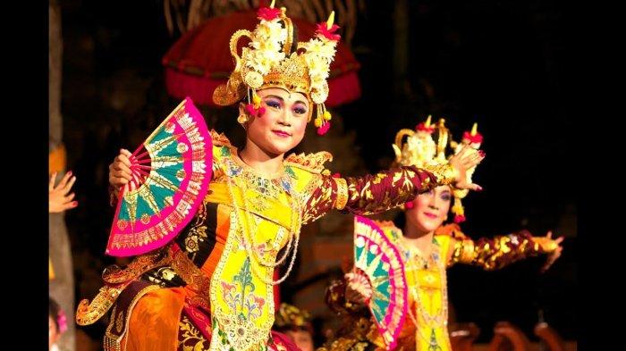 Properti yang digunakan pada tari di bawah.