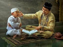 Mengajari Anak dengan Kisah Islami