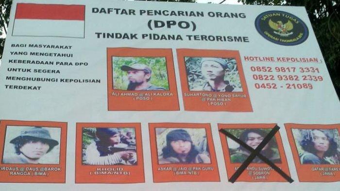 Foto baliho DPO terbaru jaringan Santoso kelompok Ali Kalora pada Jumat (23/9/2016)