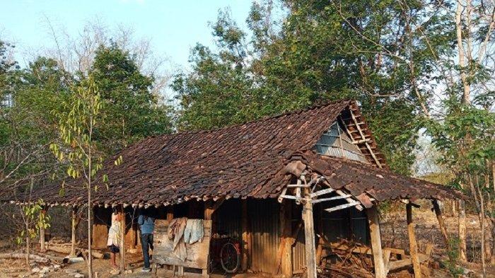 Rumah nenek Tritis di Sukoharjo.