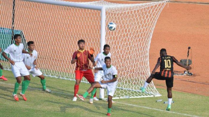 Foto laag Papua versus Sumatera Utara