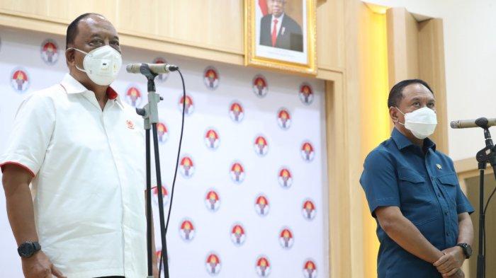 Ketua KONI Pusat Marciano Norman dan Menteri Pemuda dan Olahraga Zainuddin Amali