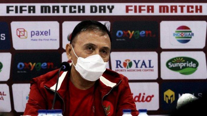 Ketua umum PSSI Mochamad Iriawan saat konferensi pers sebelum kickoff ujicoba melawan Timor Leste