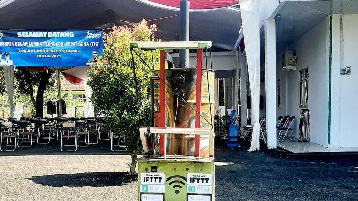 Prototipe Incinerator berbasis IoT, karya Suryanto Adisurya Juru Tulis Desa Bojonegara sedang dipamerkan di ajang lomba Teknologi Tepat Guna DPMD Kabupaten Subang, Senin (7/6/2021)