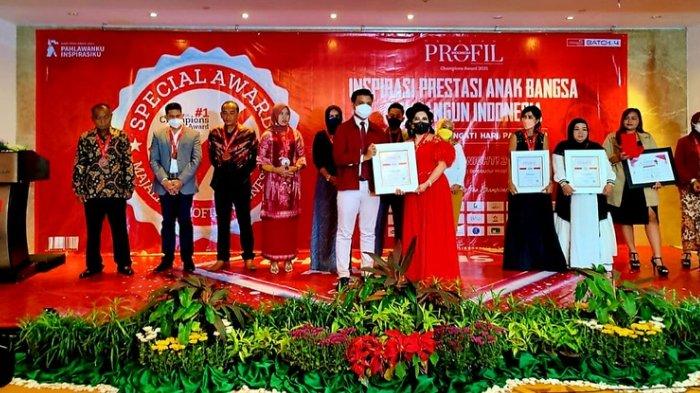 Ketua Pemberdayaan Wanita Permabudhi, Ritha Helena berhasil meraih penghargaan Inspiring Women Champions Award 2021.